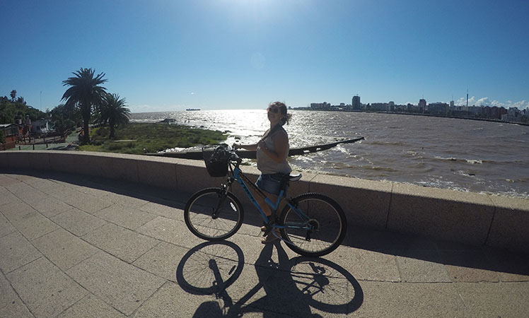 andar de bicicleta em Montevidéu