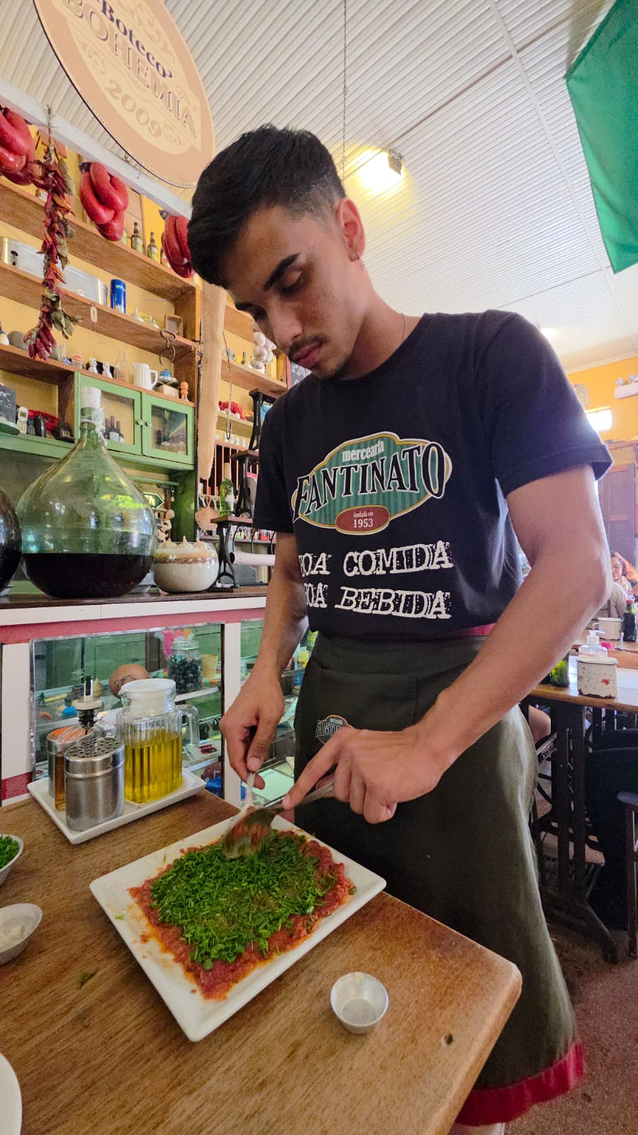 One comer em Curitiba